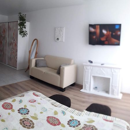 Ferienwohnung Жк "Ривьера" Kiew Exterior foto